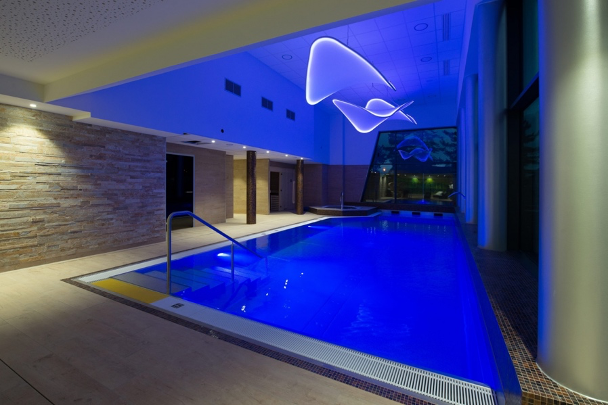 éclairage led piscine